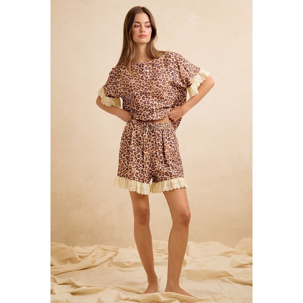 BiBi Leopard and Eyelet Lace Ruffled Top and Shorts Set - XL